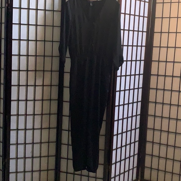 SILK FOREVER 21 JUMPSUIT - Picture 4 of 7